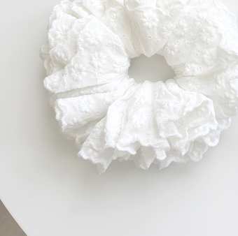 Scrunchie 髮圈 白色蕾絲提花