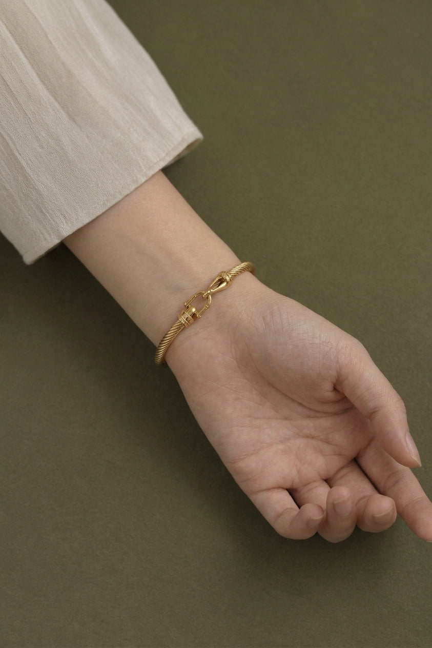 Twist Cable Bracelet 麻花扣環手鏈