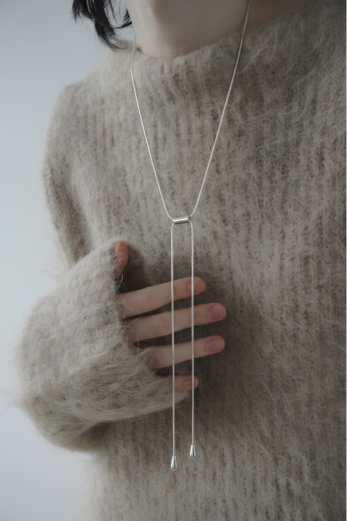 Duet Drop Necklace 雙墜滑動項鏈 配戴圖