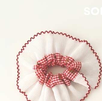 Scrunchie 髮圈 紅格仔白裙邊
