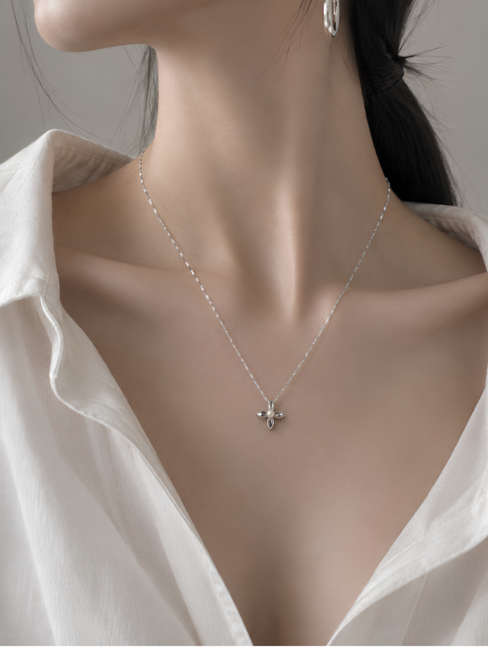 Bloom Necklace 珍珠花朵項鏈
