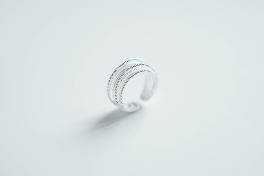 SOMUSOMU Twist Ring